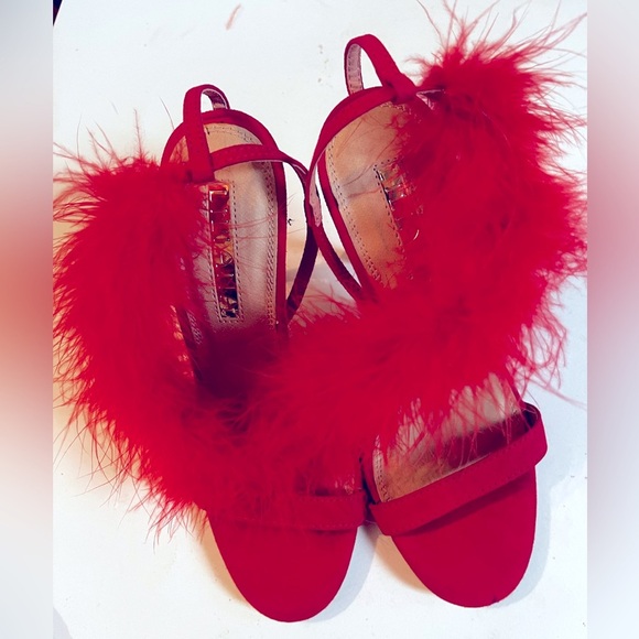 LILIANA RED FEATHER HEELS Sz 7 Women - Picture 5 of 11